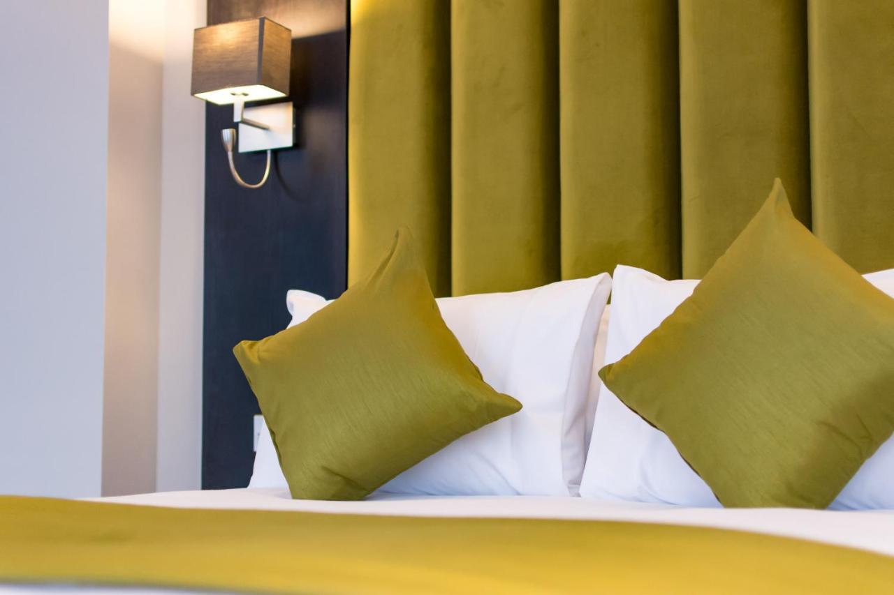 St Nicholas Hotel Colchester Esterno foto