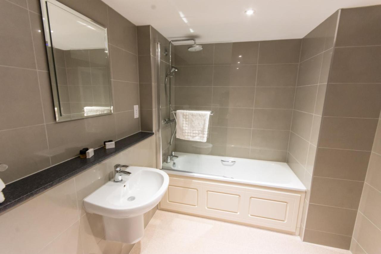 St Nicholas Hotel Colchester Esterno foto